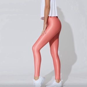 Carbon38 High Waisted Takara Shine Leggings in Tango Rose Size S